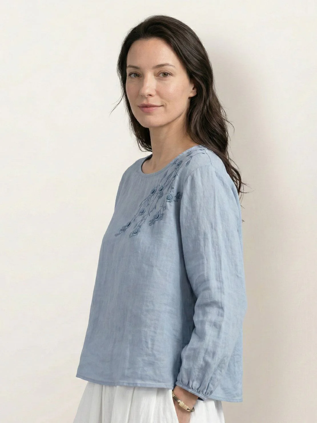 100% Cotton-Linen Embroidered Blouse - Image 13