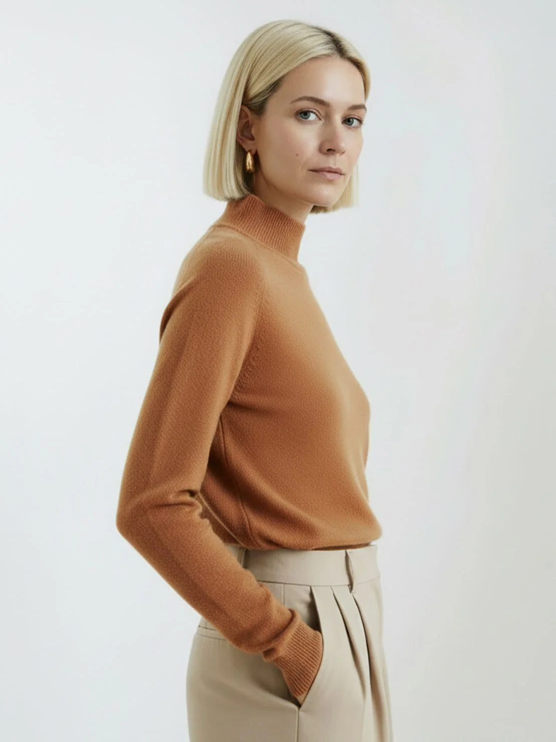 100% Italian Cashmere Sweater - Image 8