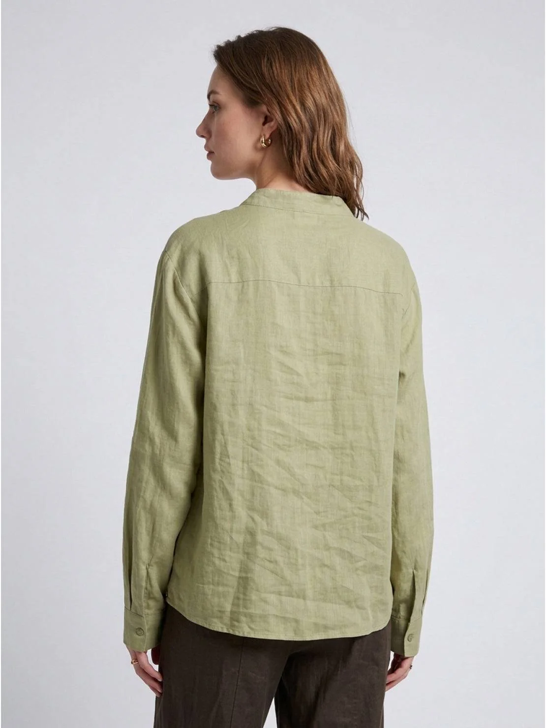 100% Linen V-Neck Shirt - Image 10