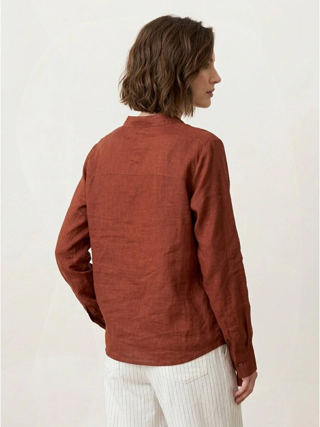 100% Linen V-Neck Shirt - Image 16