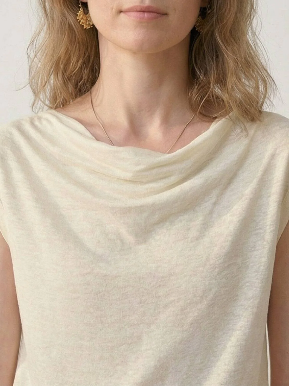 100% Linen Wide Neck Vest - Image 5