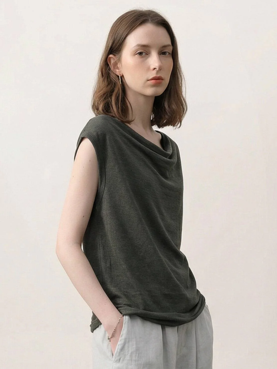 100% Linen Wide Neck Vest - Image 9