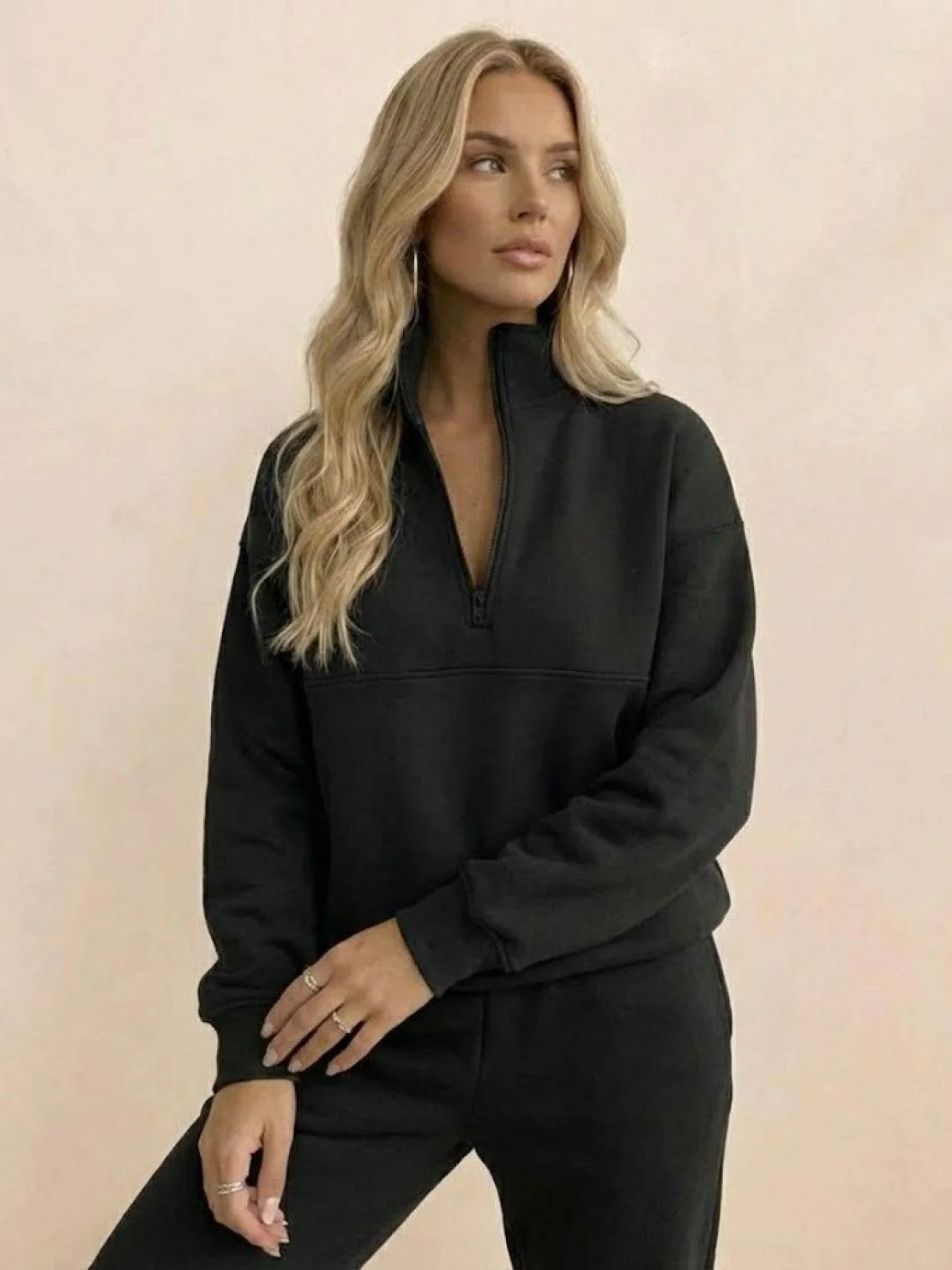 Athleisure at its Finest: Cotton-Blended Two-Piece Tracksuit - Image 27