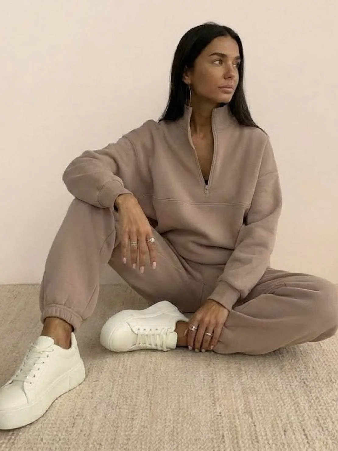 Athleisure at its Finest: Cotton-Blended Two-Piece Tracksuit - Image 35