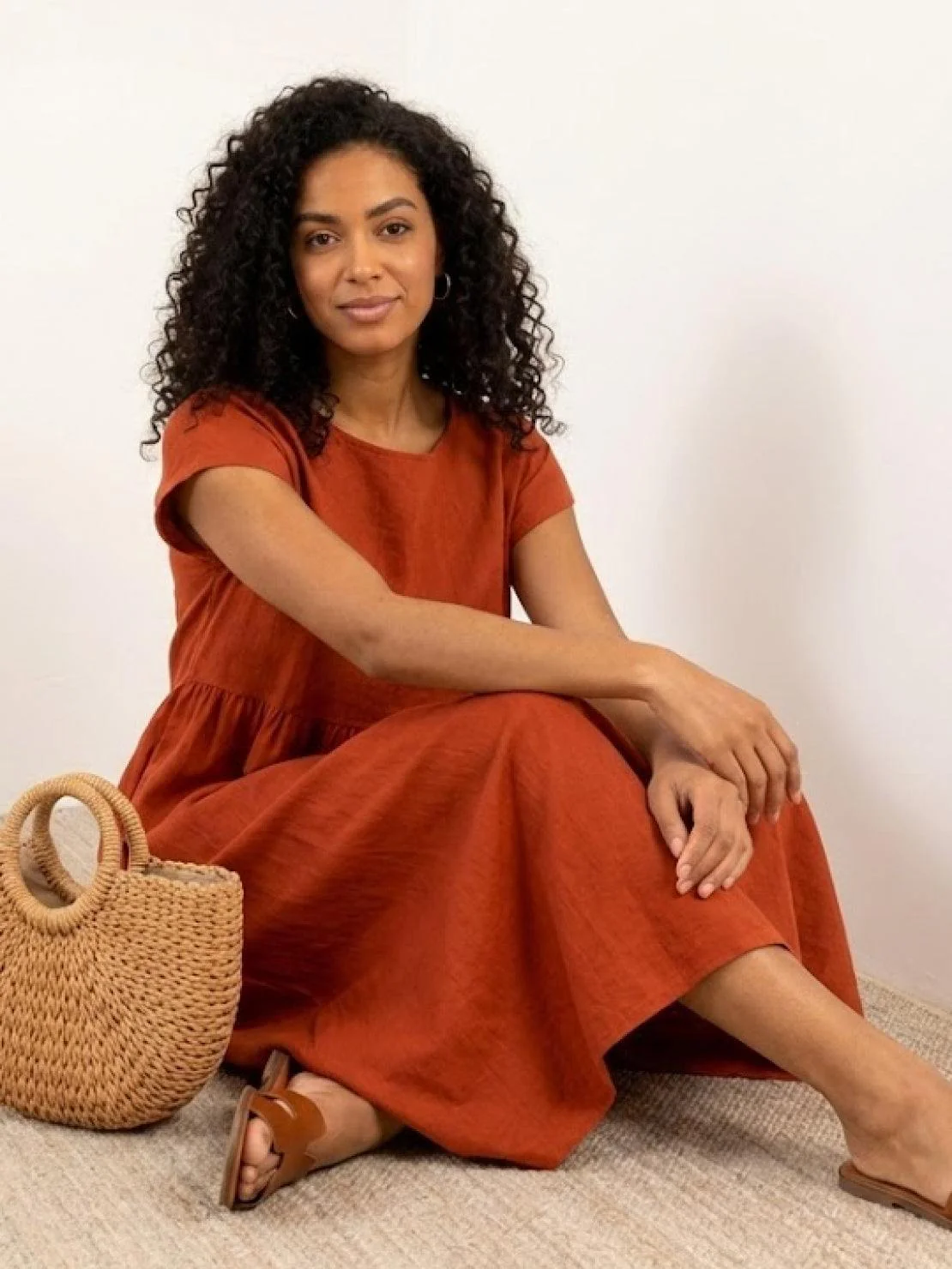 Capped-sleeve, Voluminous Pleated Midi Dress - Image 5