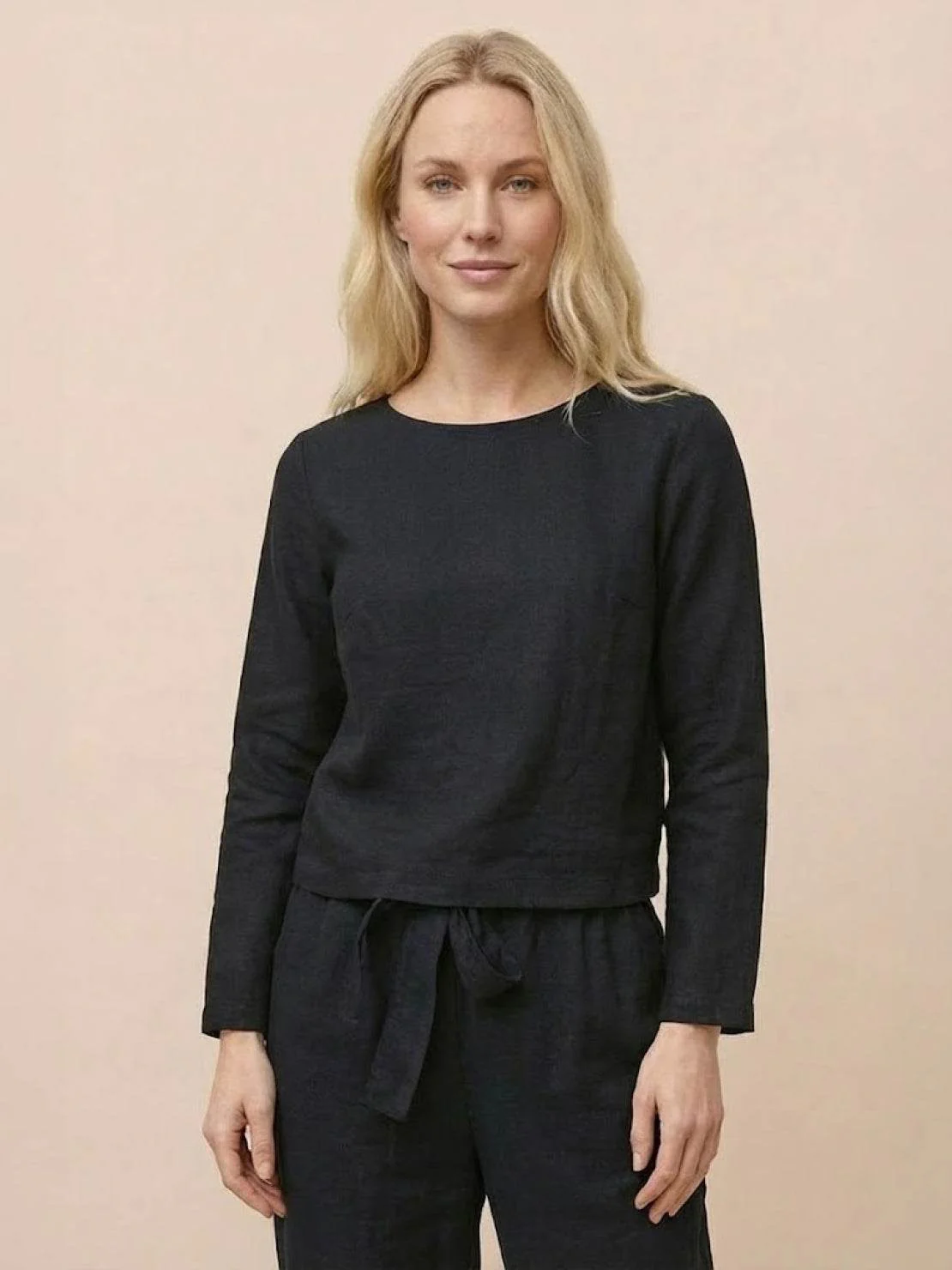 Cotton-Linen Monochrome Capsule - Image 4
