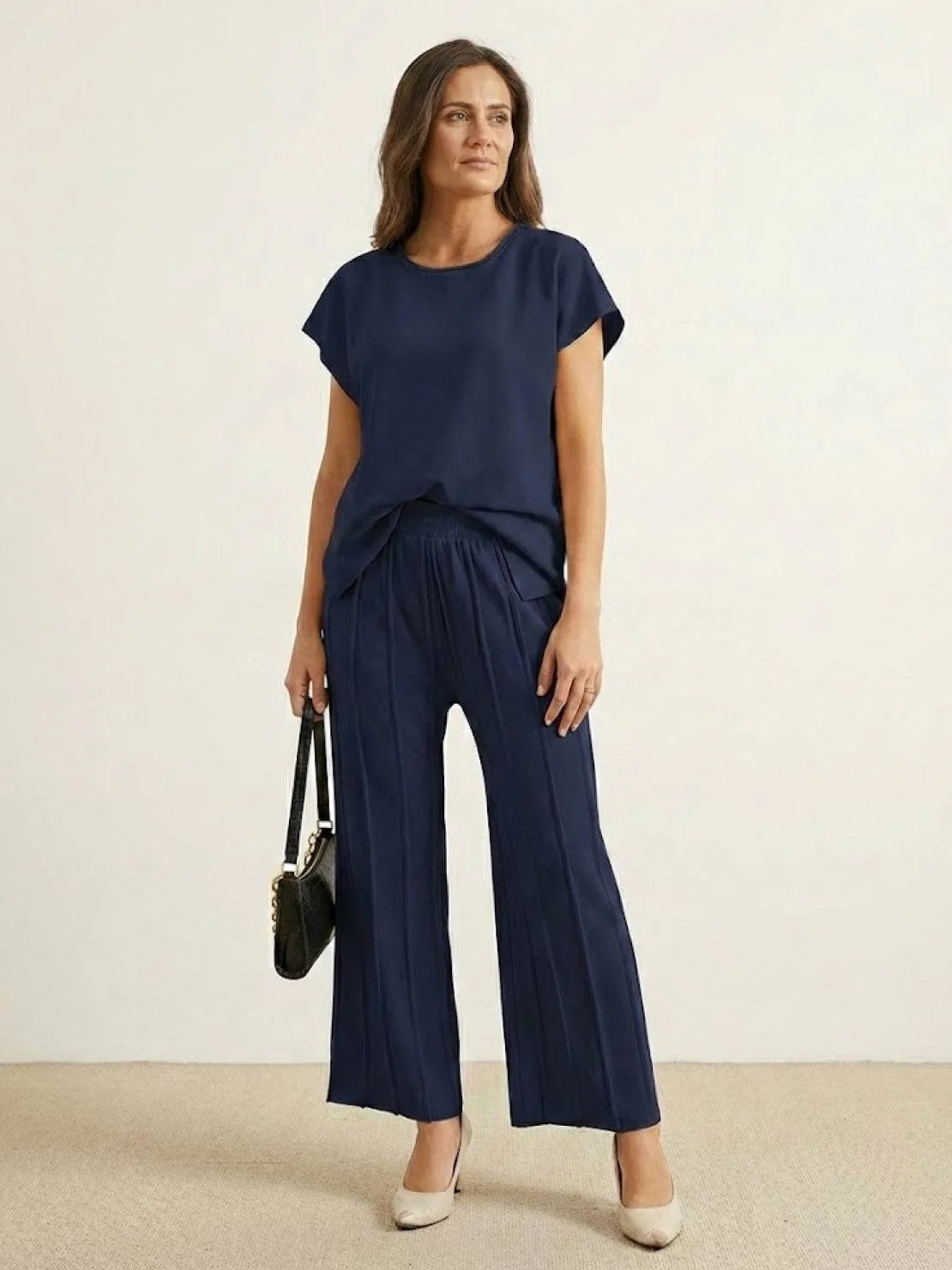 First Class Travel Comfort Two-Piece Set - Image 7