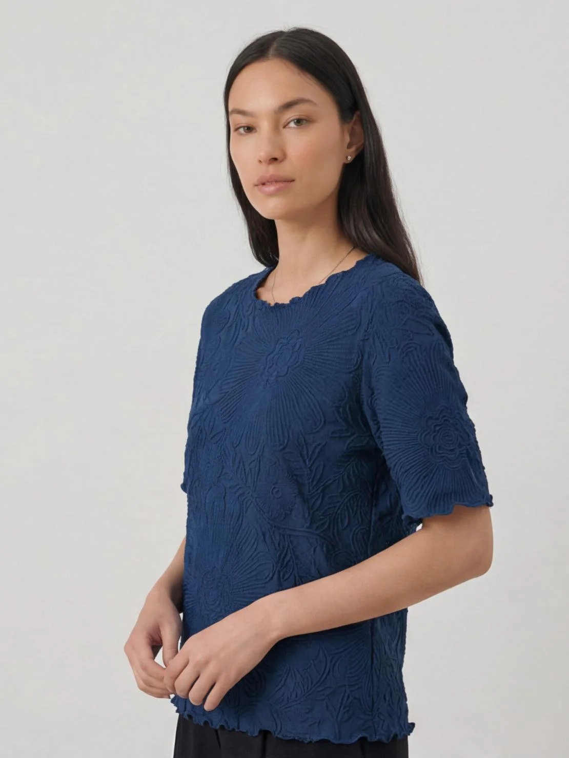 Floral Jacquard Pleated Top - Image 9