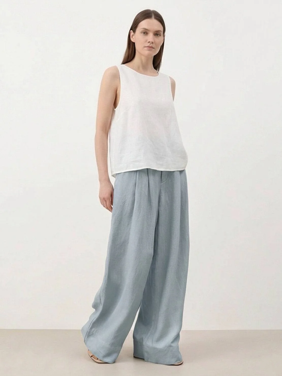 Linen-Bamboo Pleated Wide-Leg Pants - Image 3