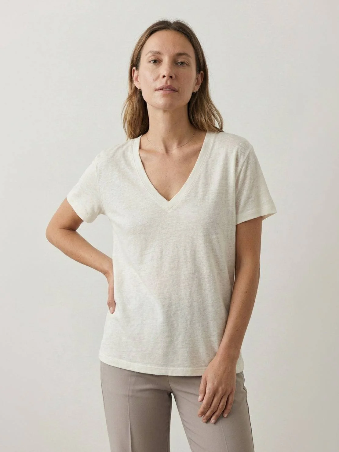 Linen-Bamboo V-Neck Tee - Image 11