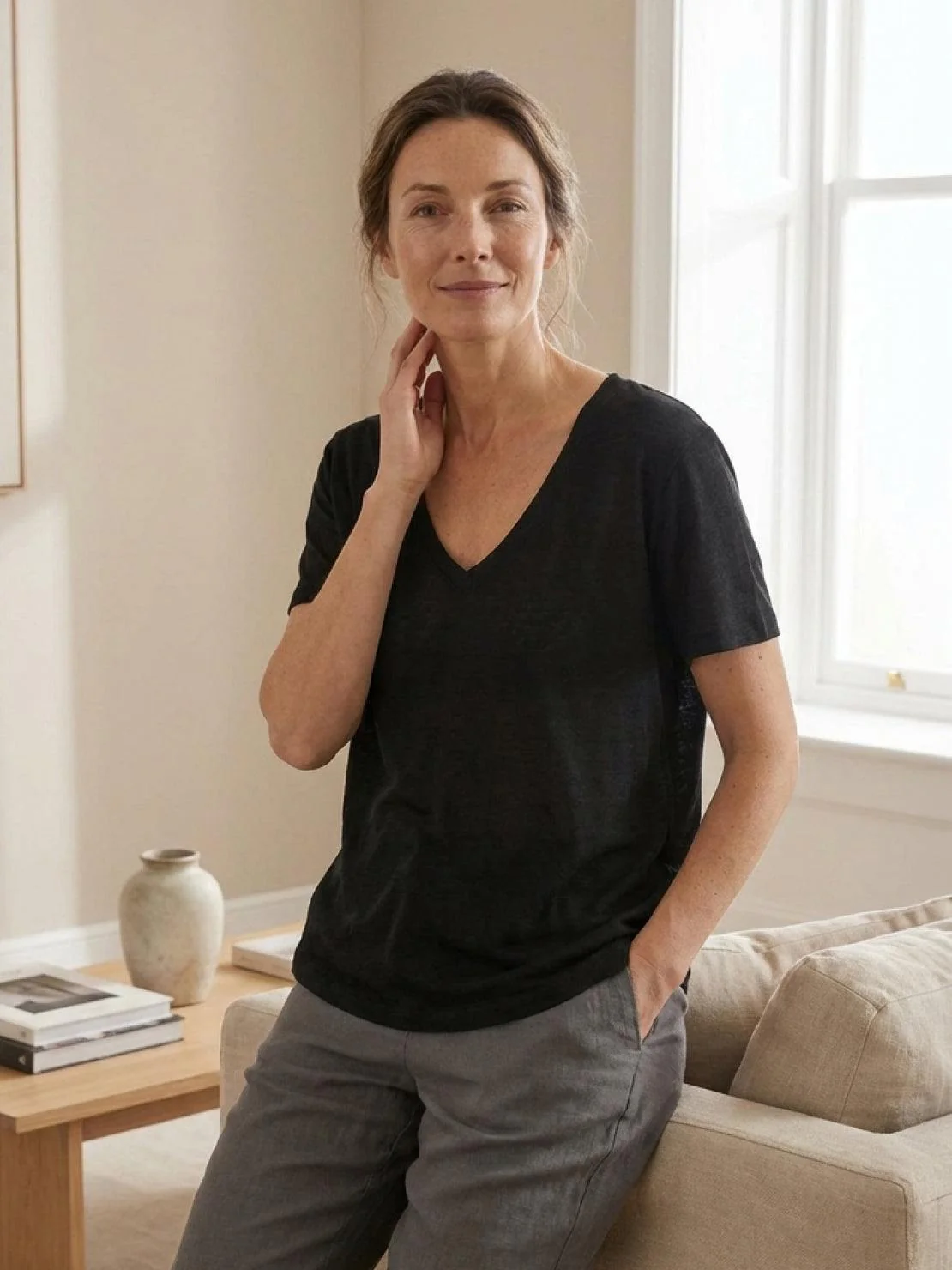 Linen-Bamboo V-Neck Tee - Image 27