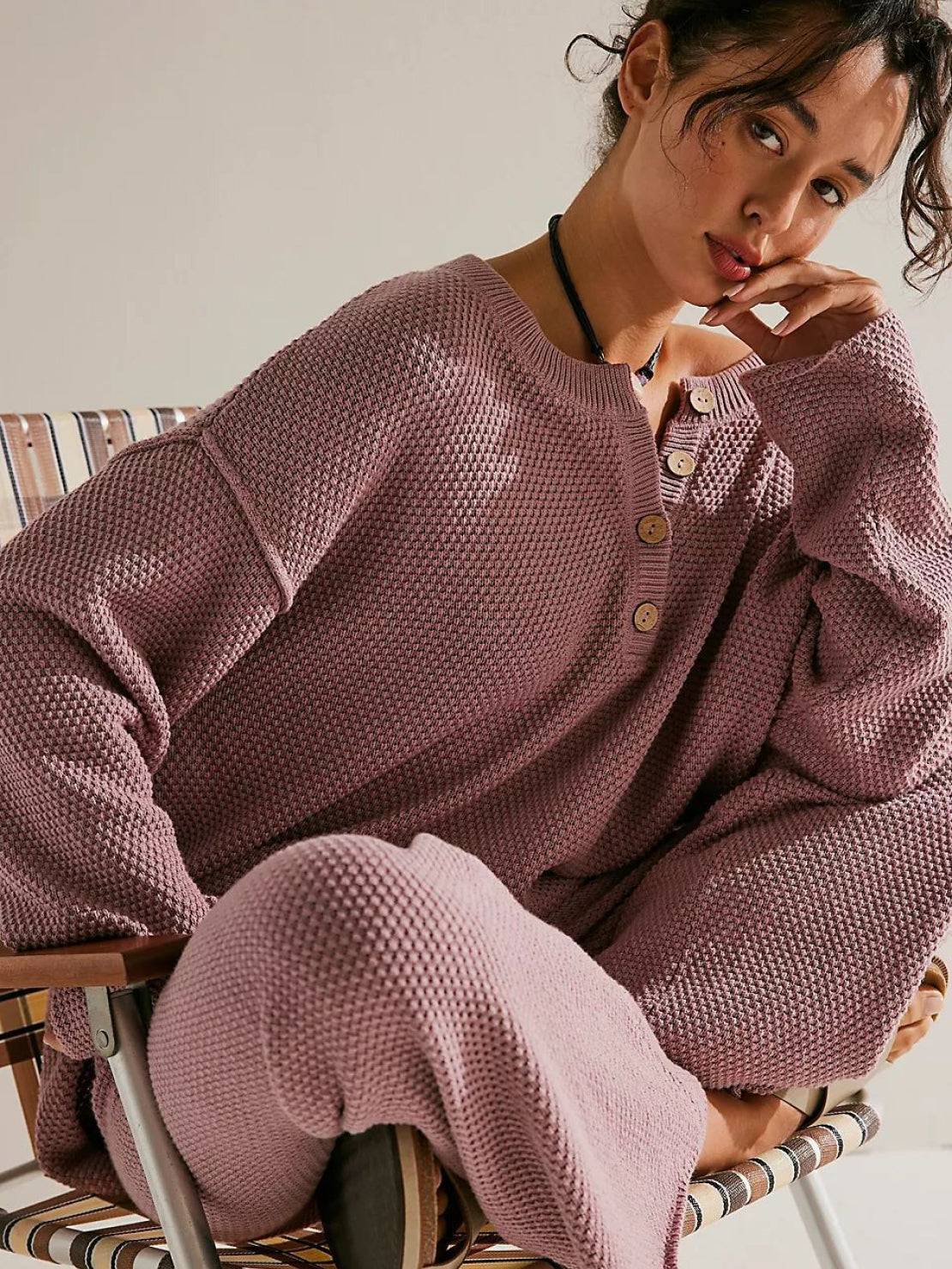 Multi-Weather Comfort: Two-Piece Oversized Set - Image 13