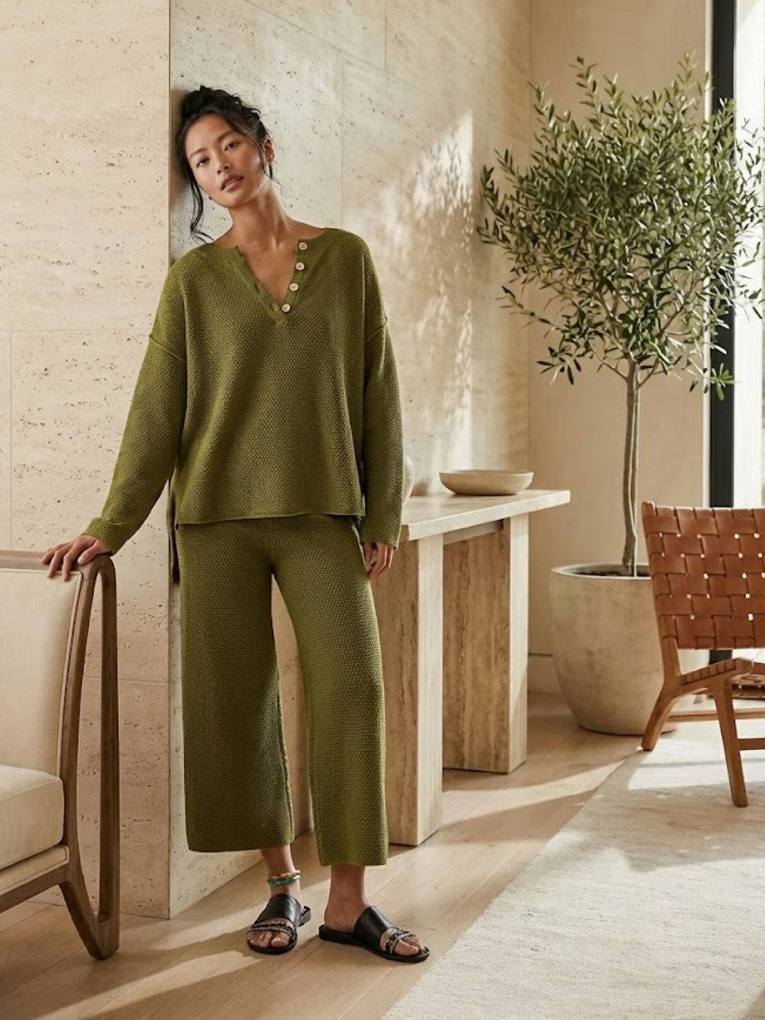Multi-Weather Comfort: Two-Piece Oversized Set - Image 2