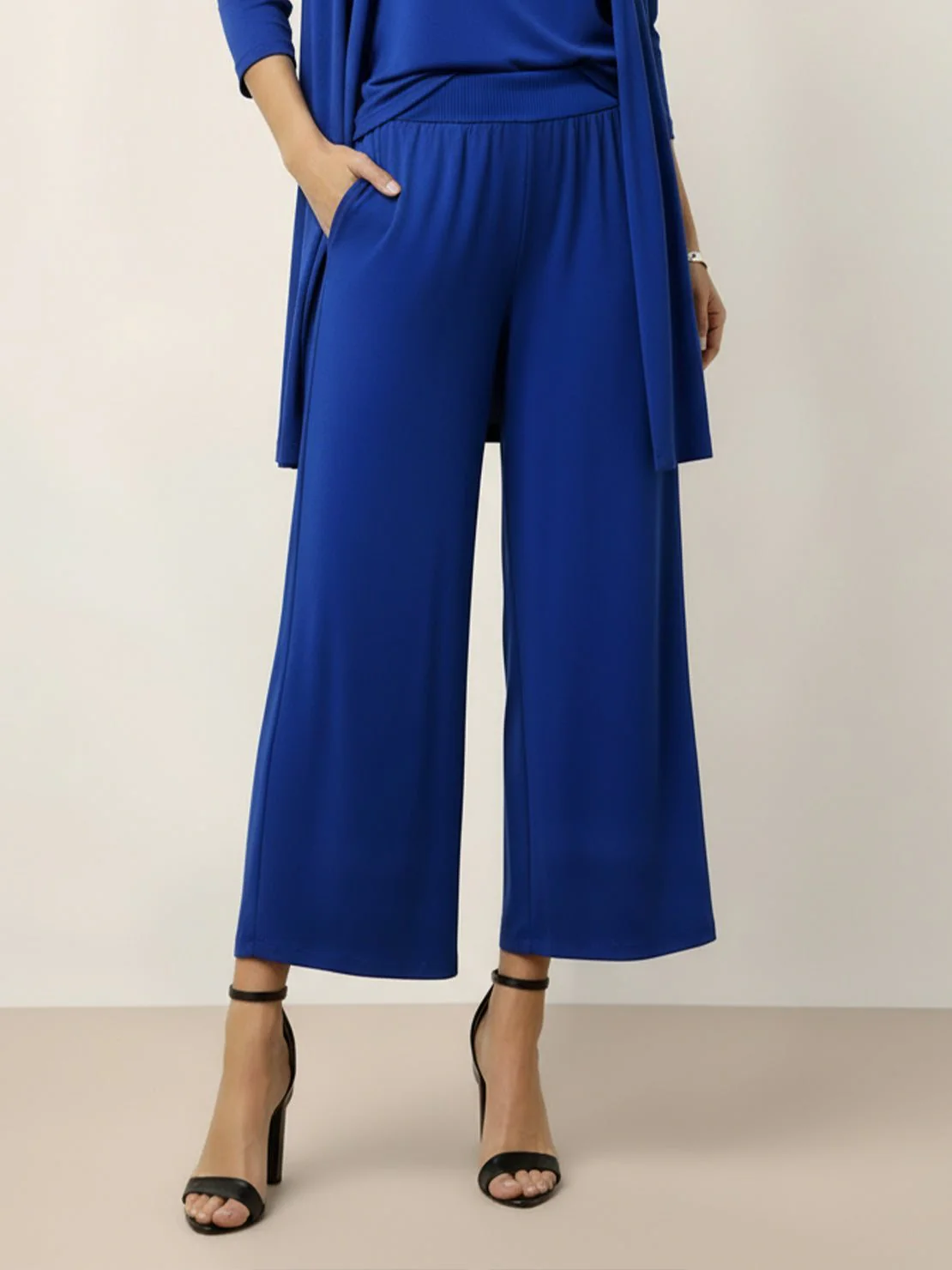 Open-Front Three-Piece Co-Ord - Image 26