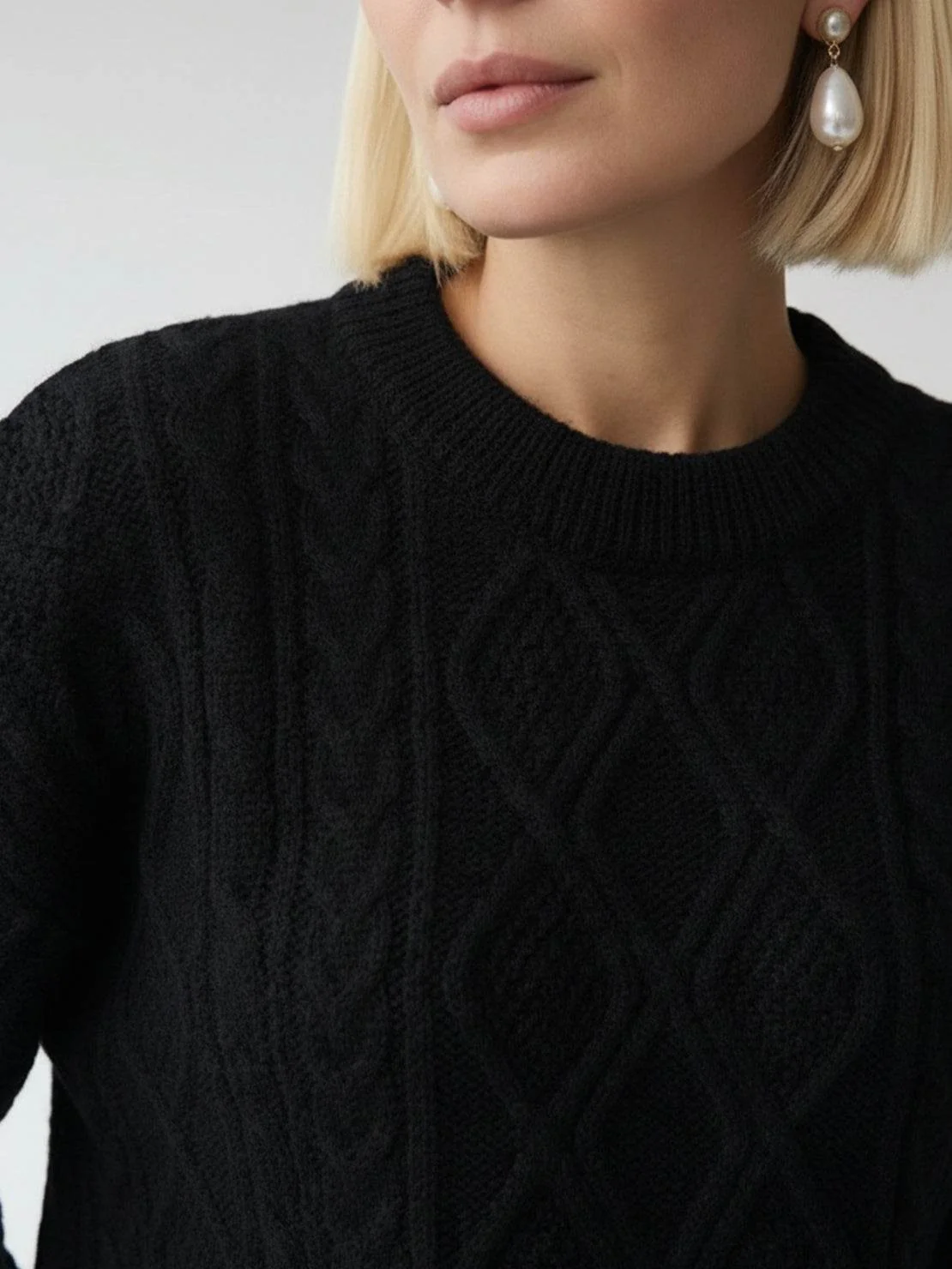 Oversized Cable-Knit Crewneck Sweater - Image 17