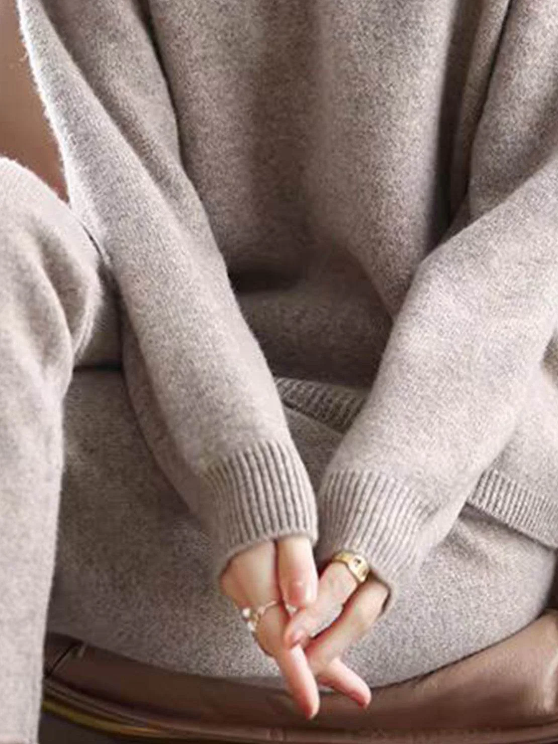 Oversized Polo Knit Loungewear Set - Image 17