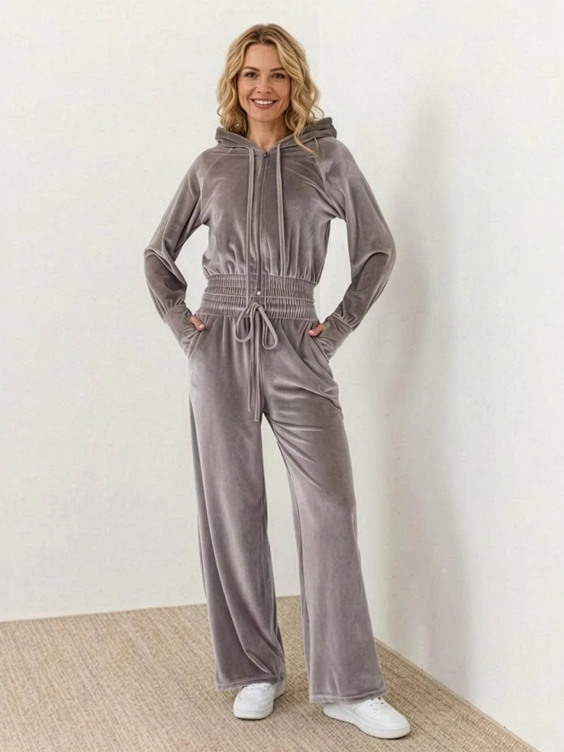 Pure Velour Tracksuit - Image 13