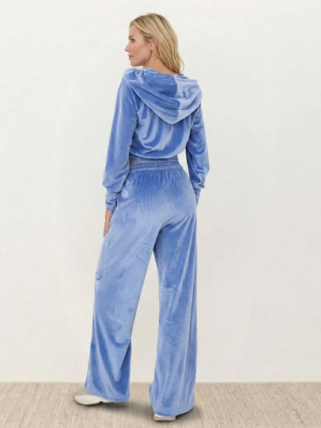 Pure Velour Tracksuit - Image 46