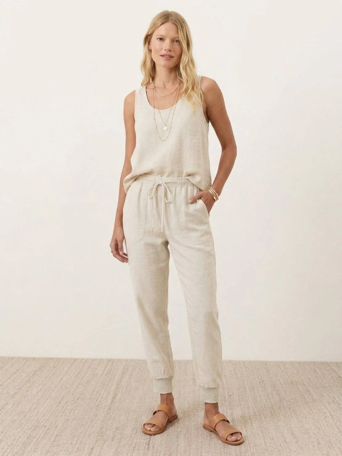 Relaxed Chic Elastic Ankles Pants - Image 4