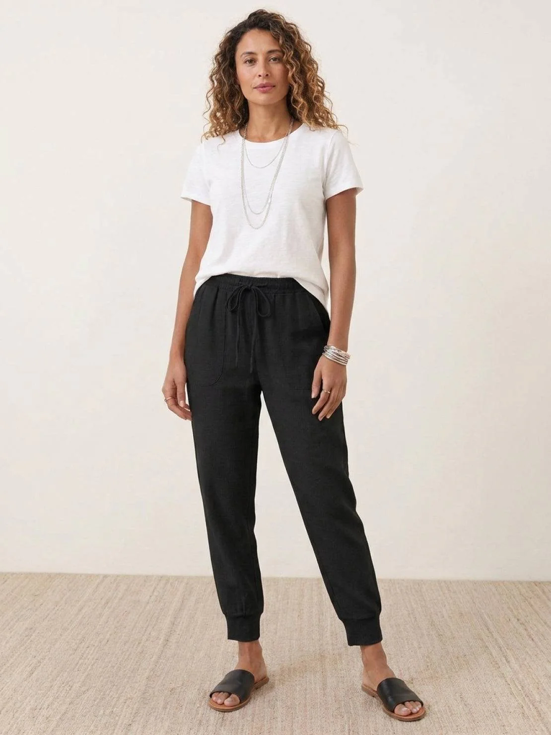 Relaxed Chic Elastic Ankles Pants - Image 9