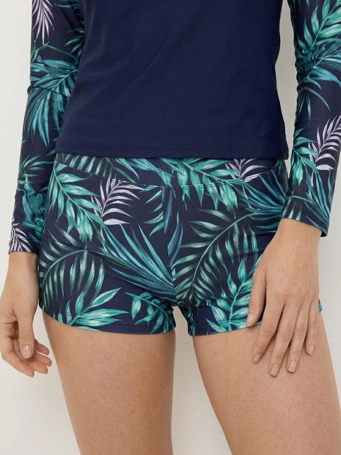 Swim Shorts Rash Guard Set - Image 6