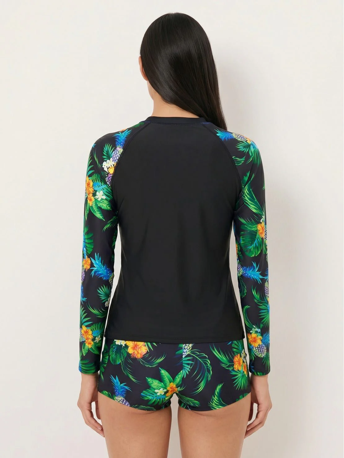 Swim Shorts Rash Guard Set - Image 9