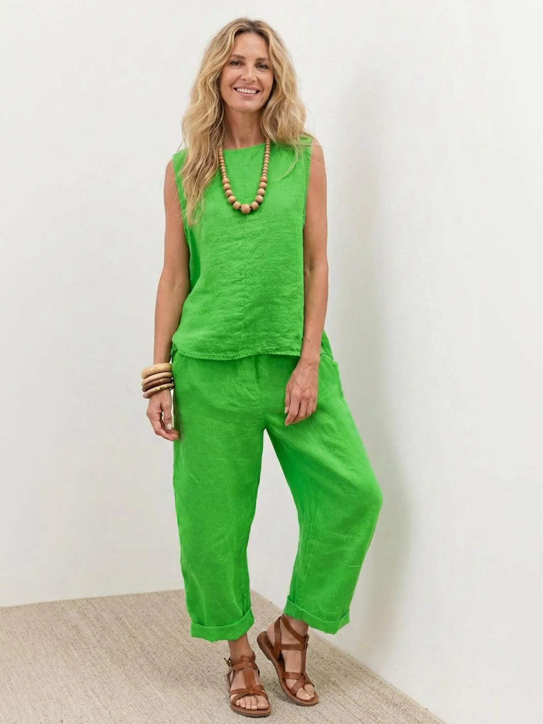 Textured Finish Sleeveless Two-Piece Set - Image 21