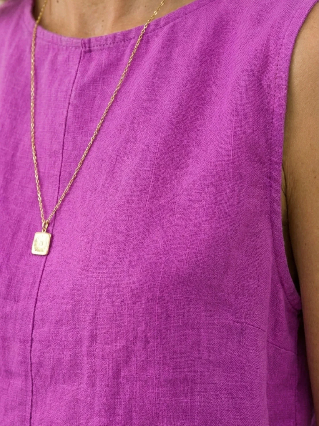 Textured Finish Sleeveless Two-Piece Set - Image 35