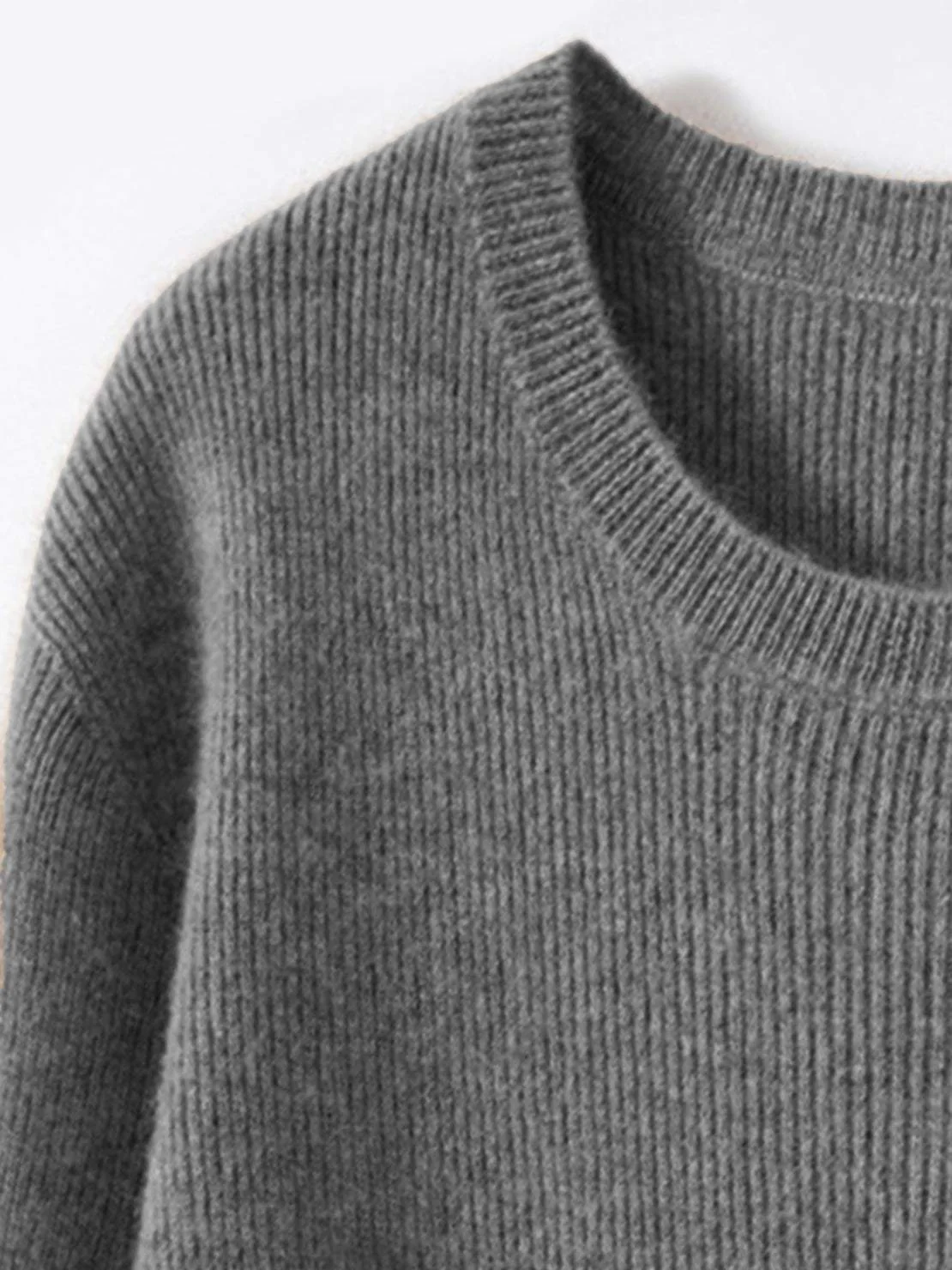 Wool-Cashmere Round Neck Pullover - Image 17