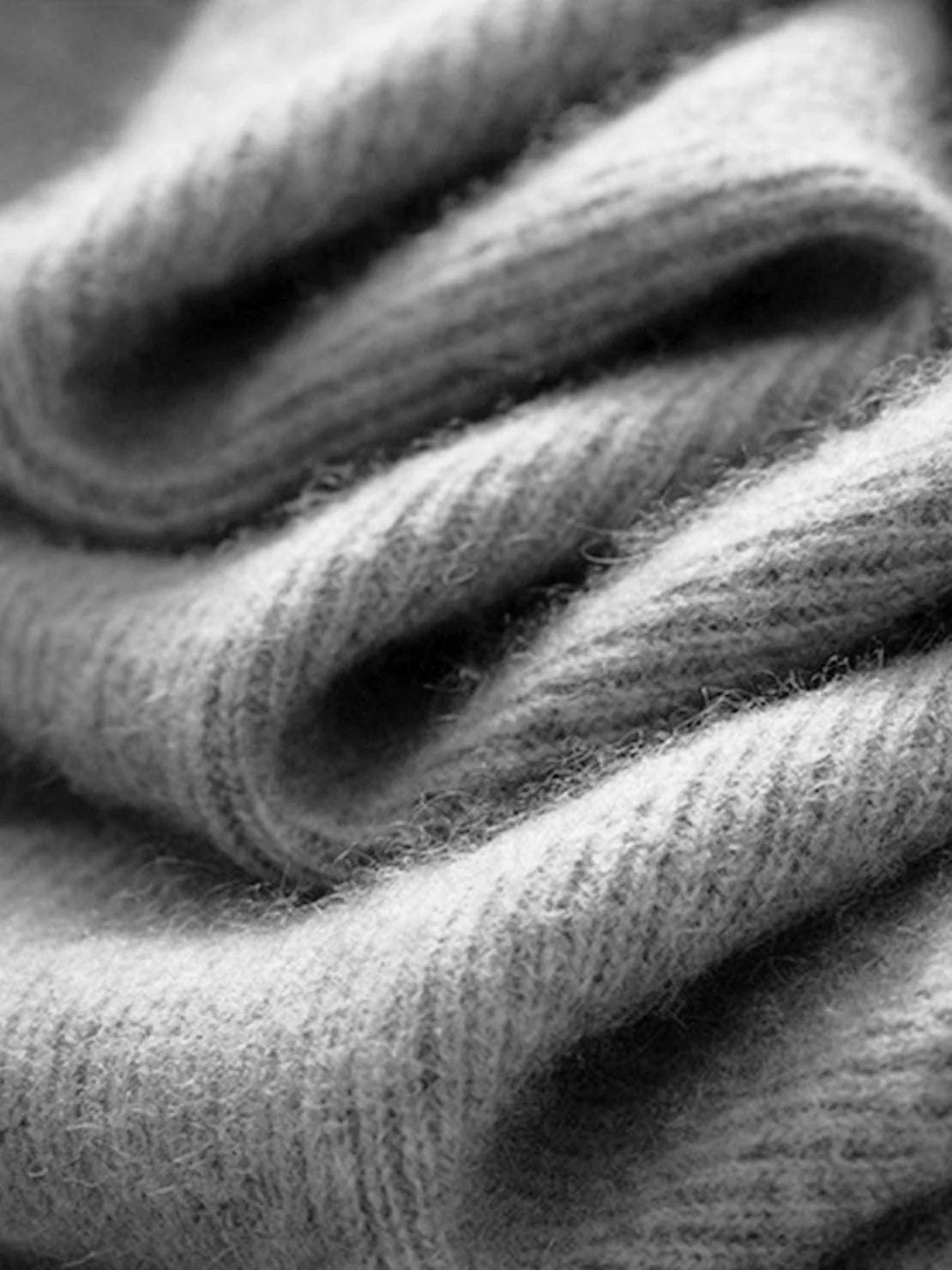 Wool-Cashmere Round Neck Pullover - Image 24