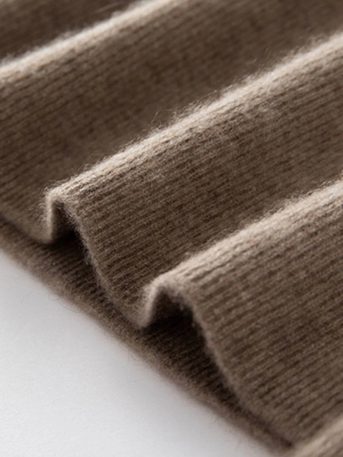 Wool-Cashmere Round Neck Pullover - Image 5